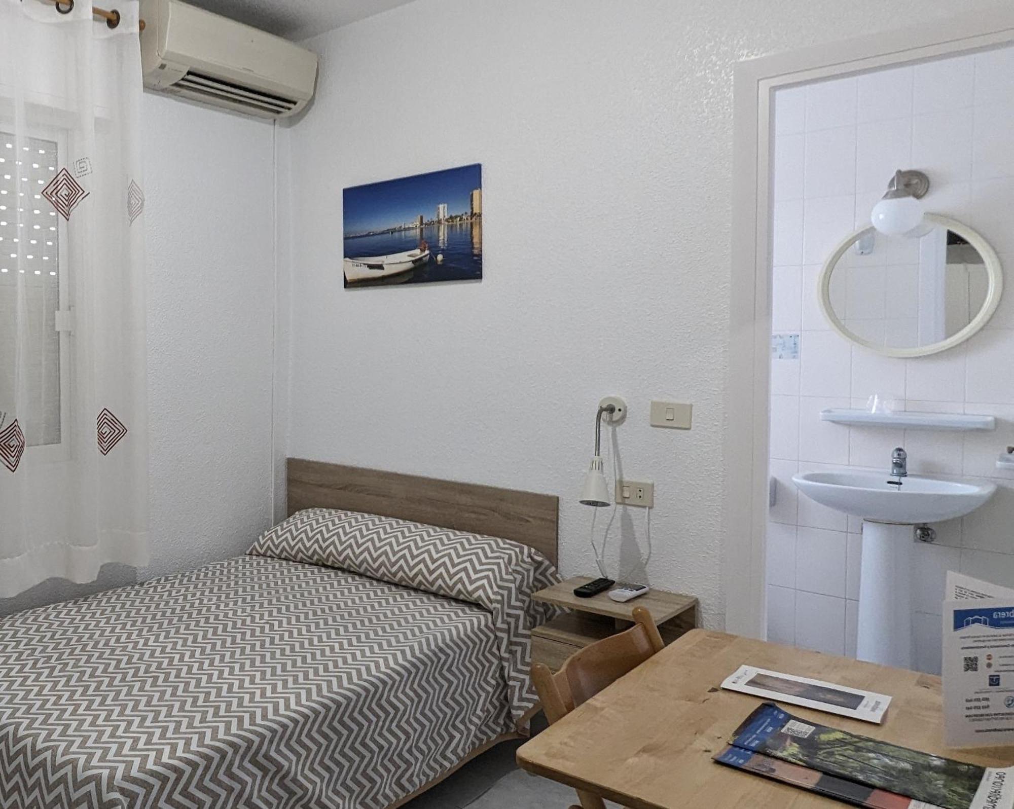 La Obrera Hotell Santiago De La Ribera Eksteriør bilde